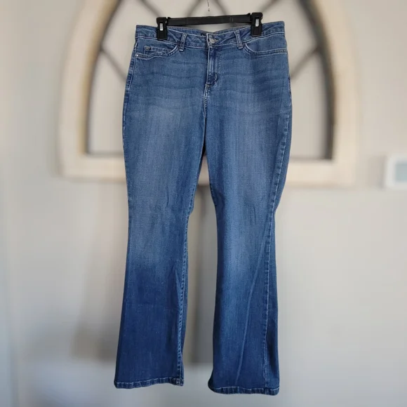 Lee Regular Fit Bootcut Mid Rise Medium Wash Womens Blue Jeans , 12 - Picture 3 of 6